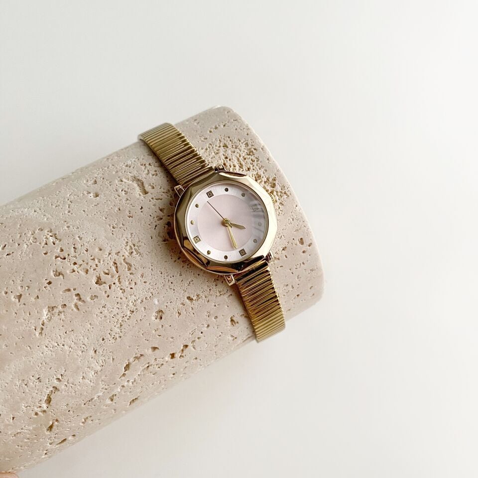 Margaret Gold | Çelik