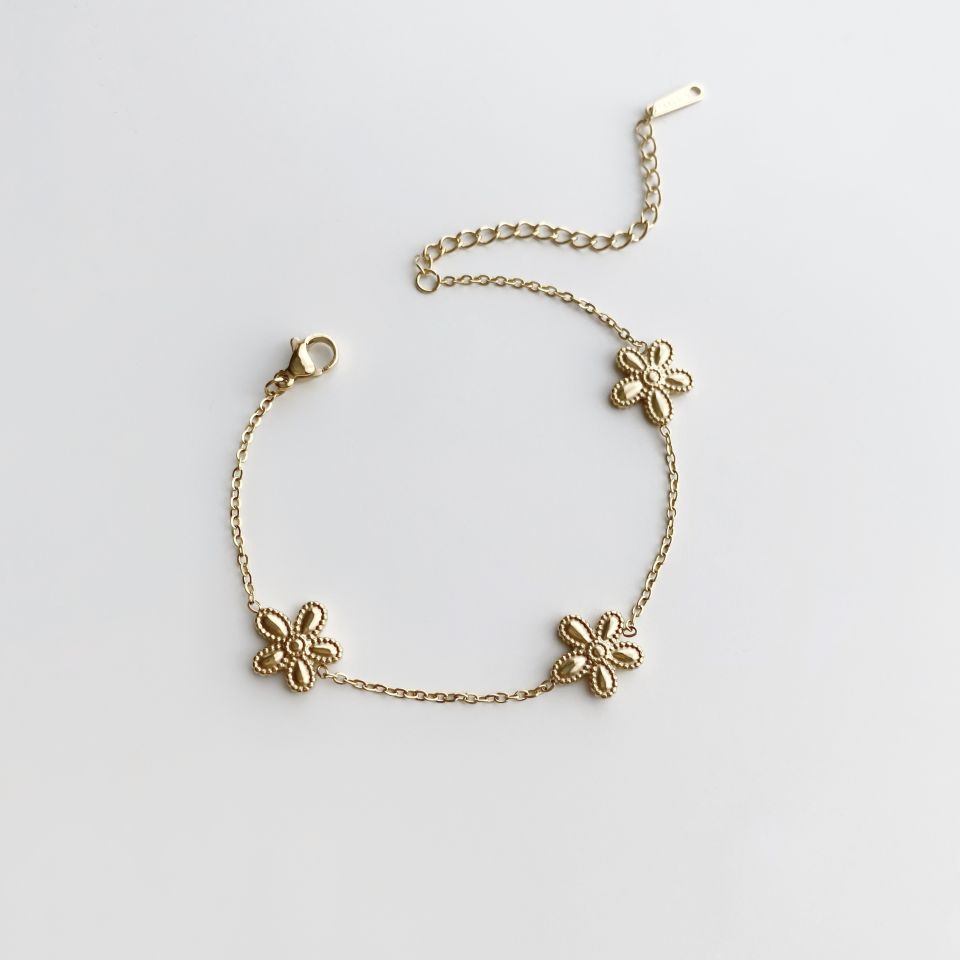 Daisy Gold | Çelik