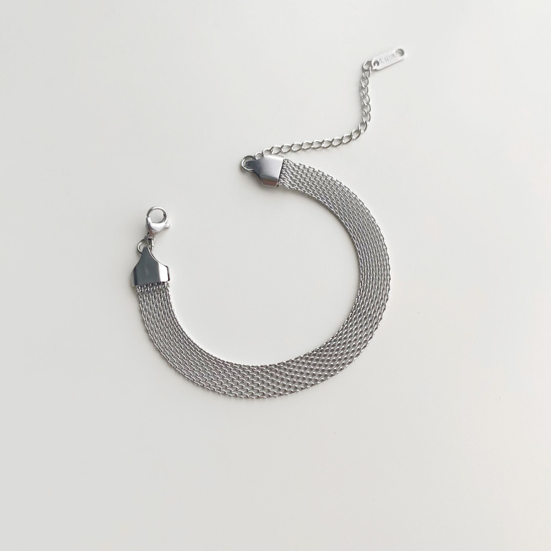Loraine Silver | Çelik