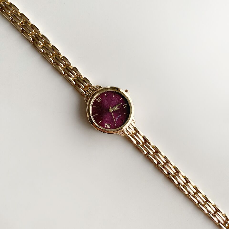 Nancy Burgundy | Çelik