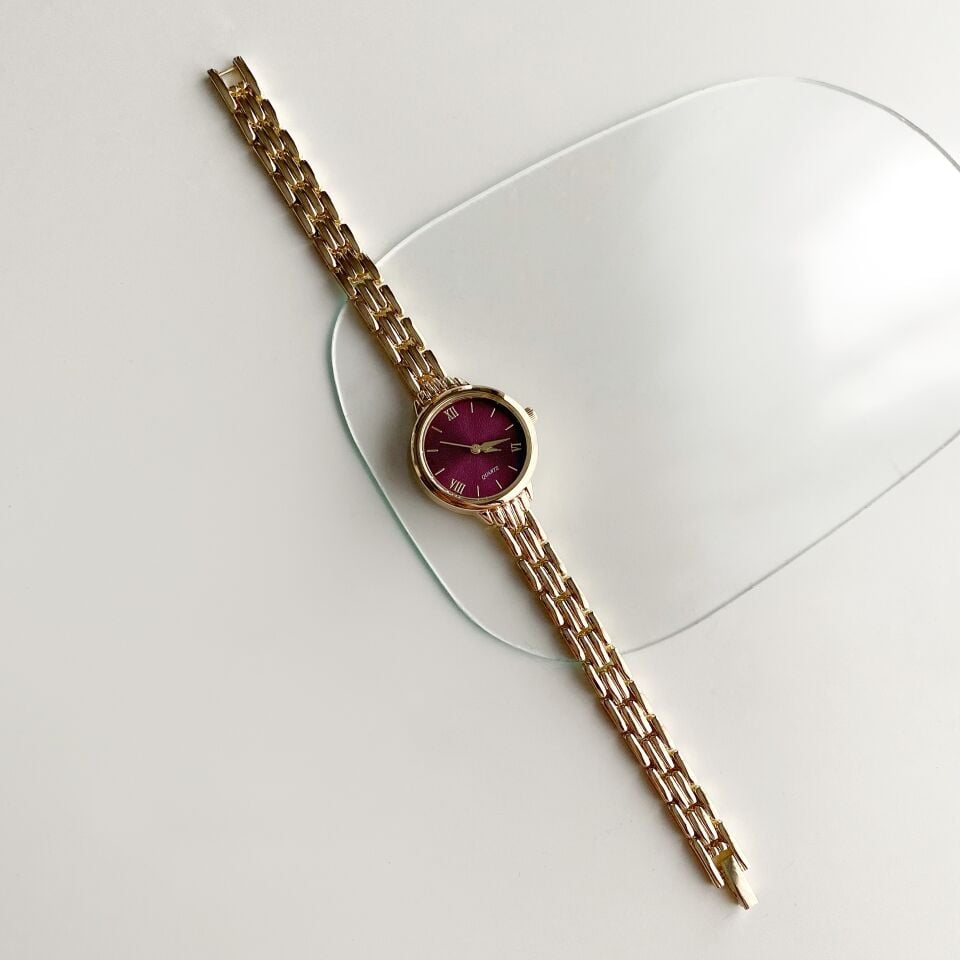 Nancy Burgundy | Çelik