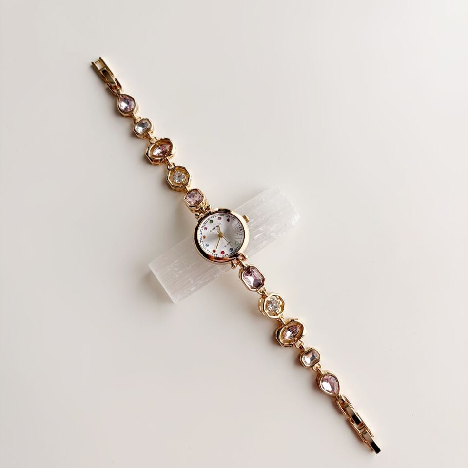 Yelena Pink | Çelik