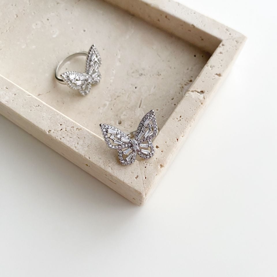 Ophelia Silver | VİP