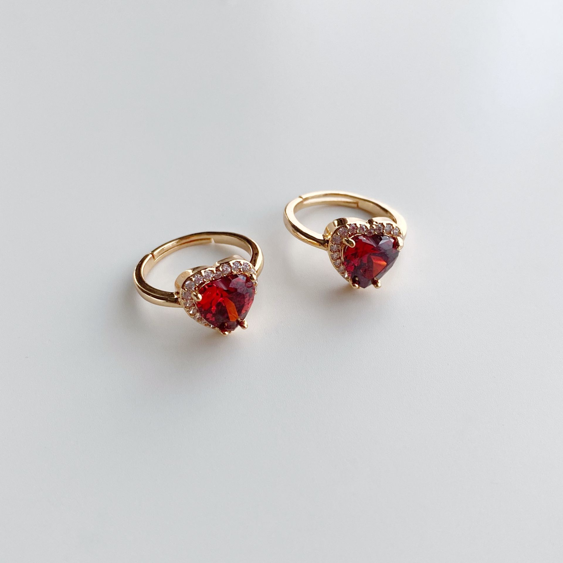 Love Red Zirkon | VIP