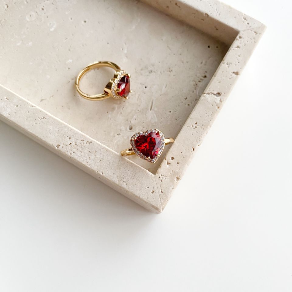 Love Red Zirkon | VIP