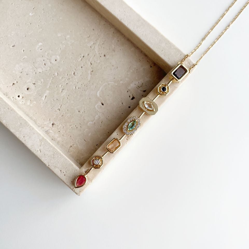 Yelena Gold | Çelik