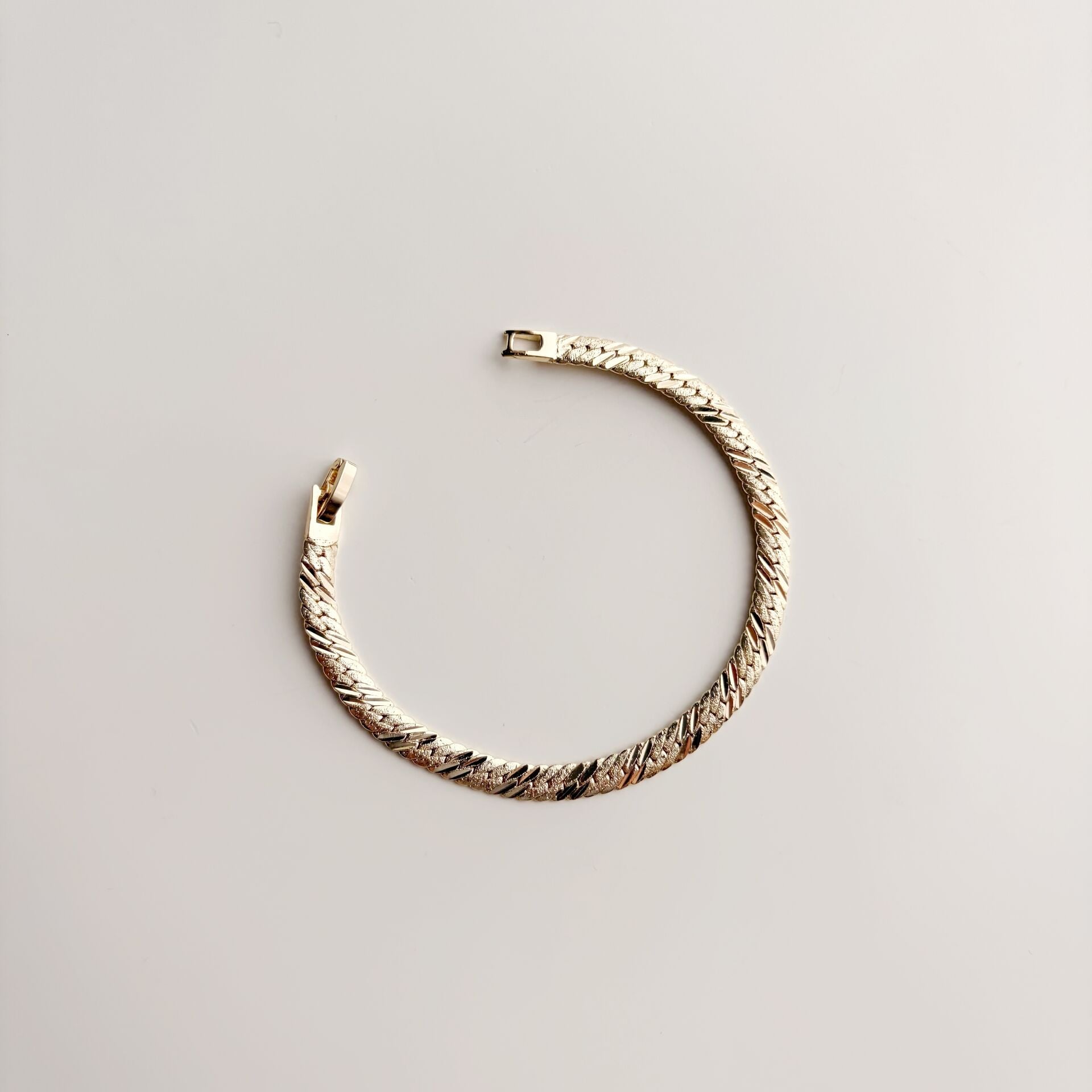 Laurel Gold | VİP