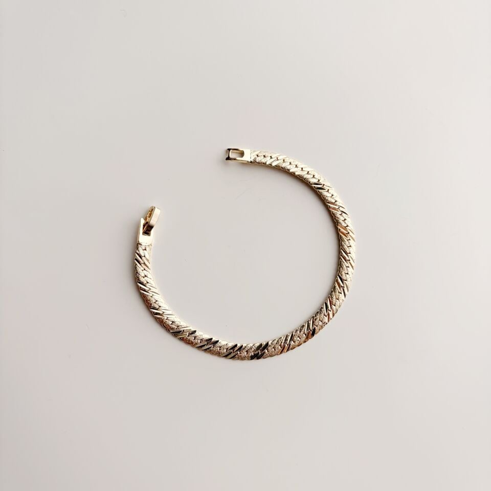 Laurel Gold | VİP