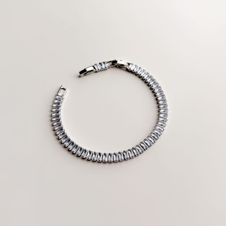 Cindy Silver | Çelik