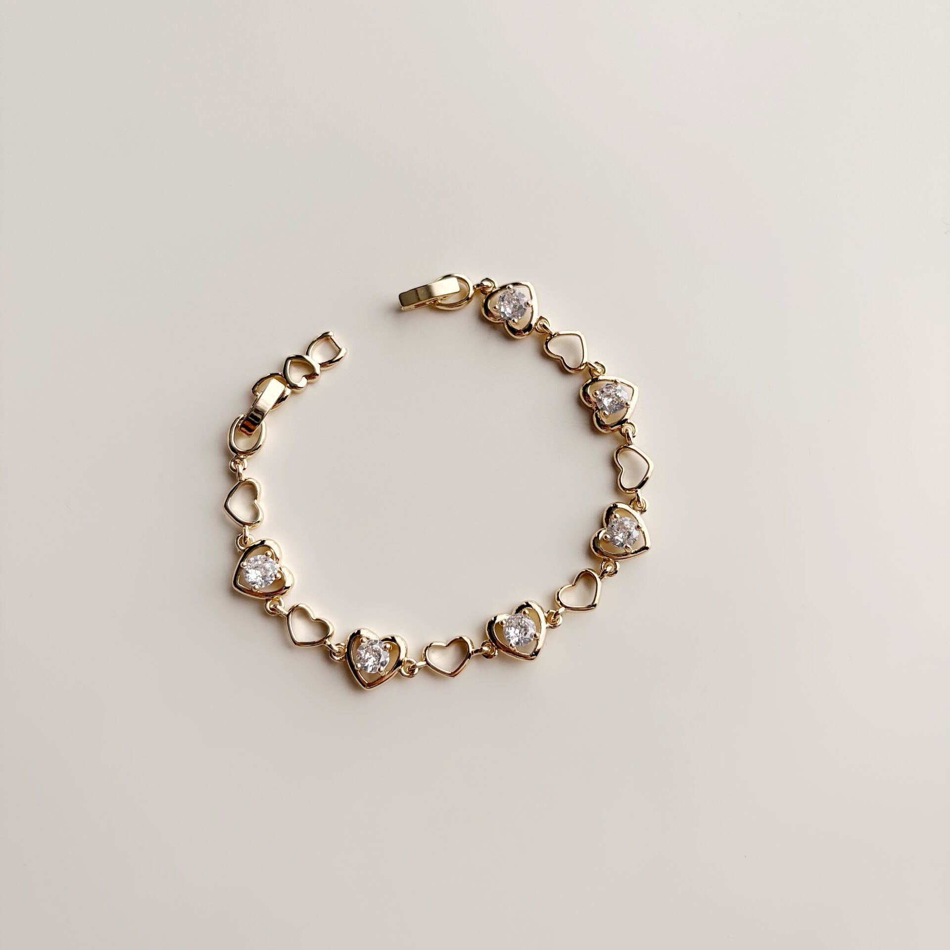 Caledria | VİP