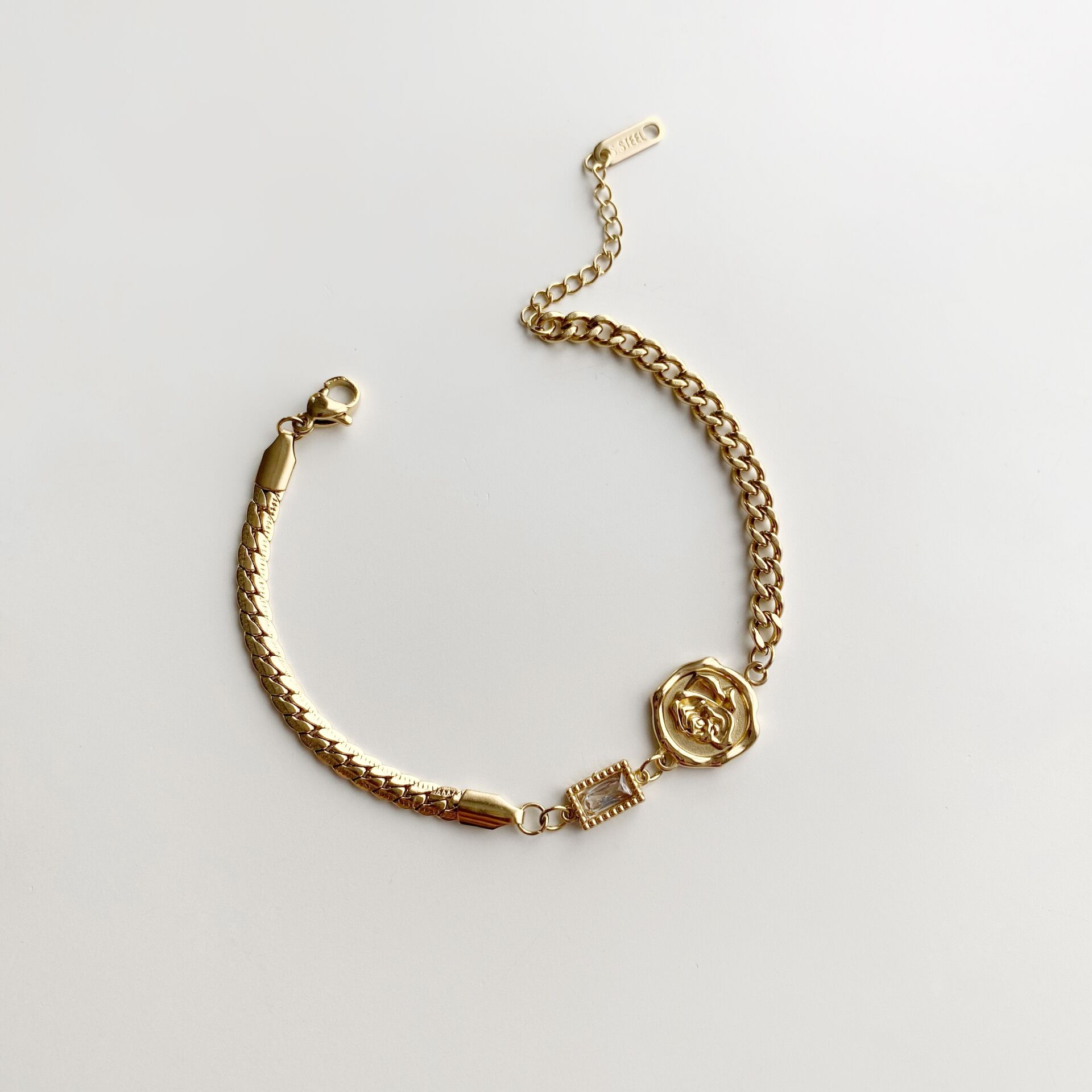 Rose Dell | Çelik