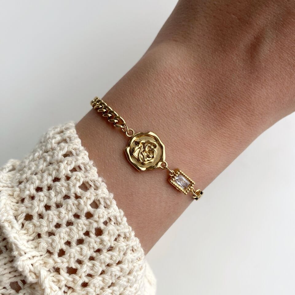 Rose Dell | Çelik