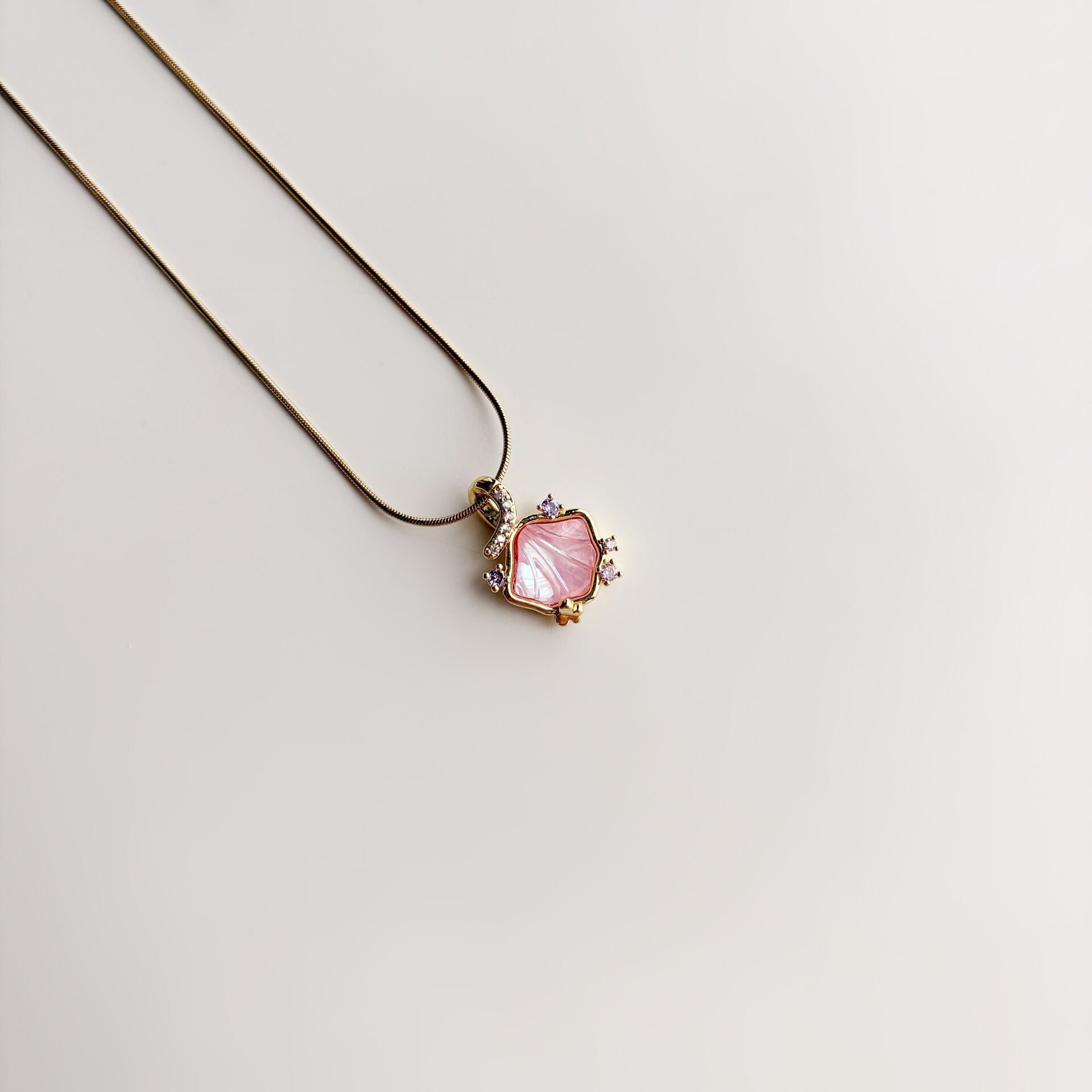 Aquaria Pink | Çelik