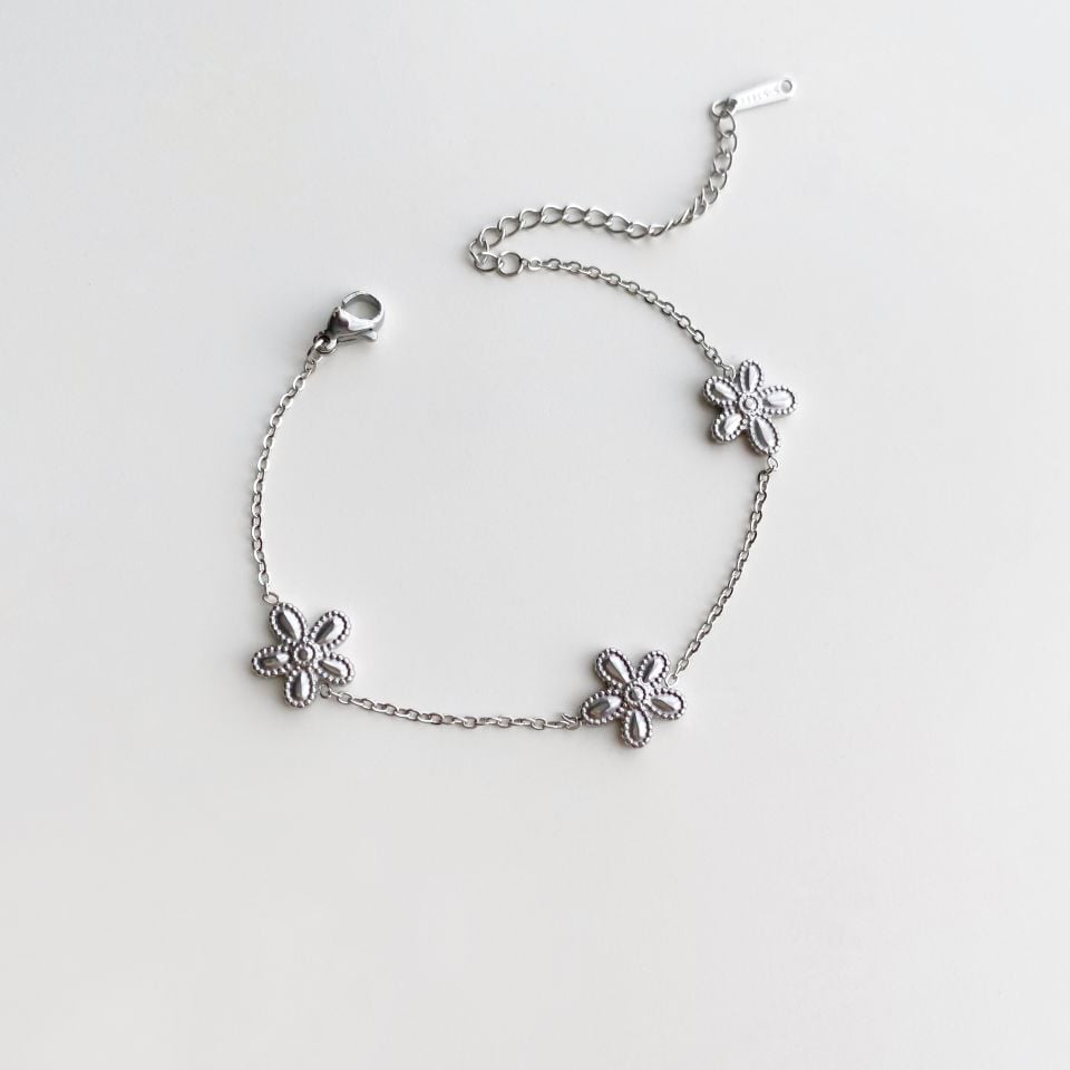 Daisy Silver | Çelik