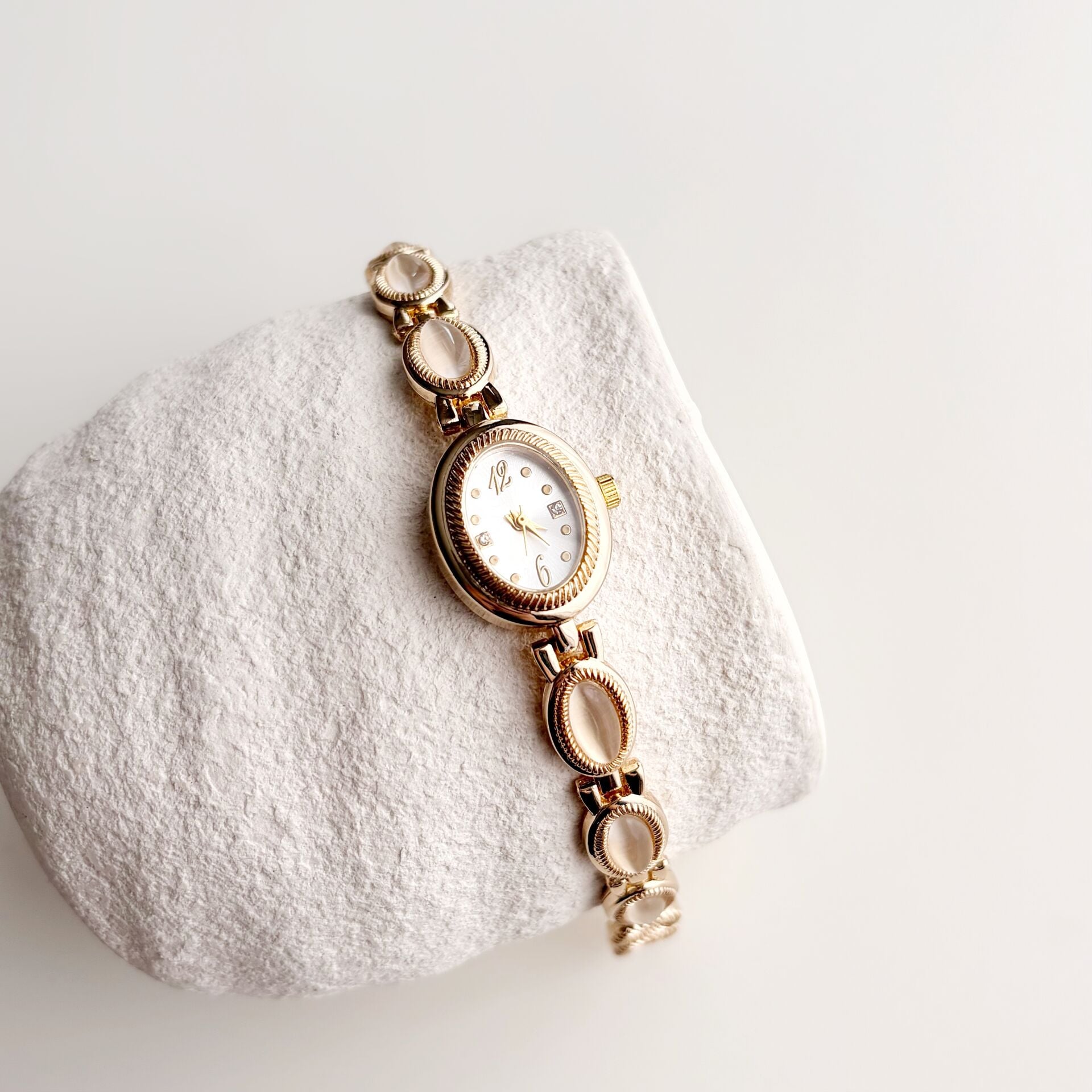 Adelaide Gold | VİP