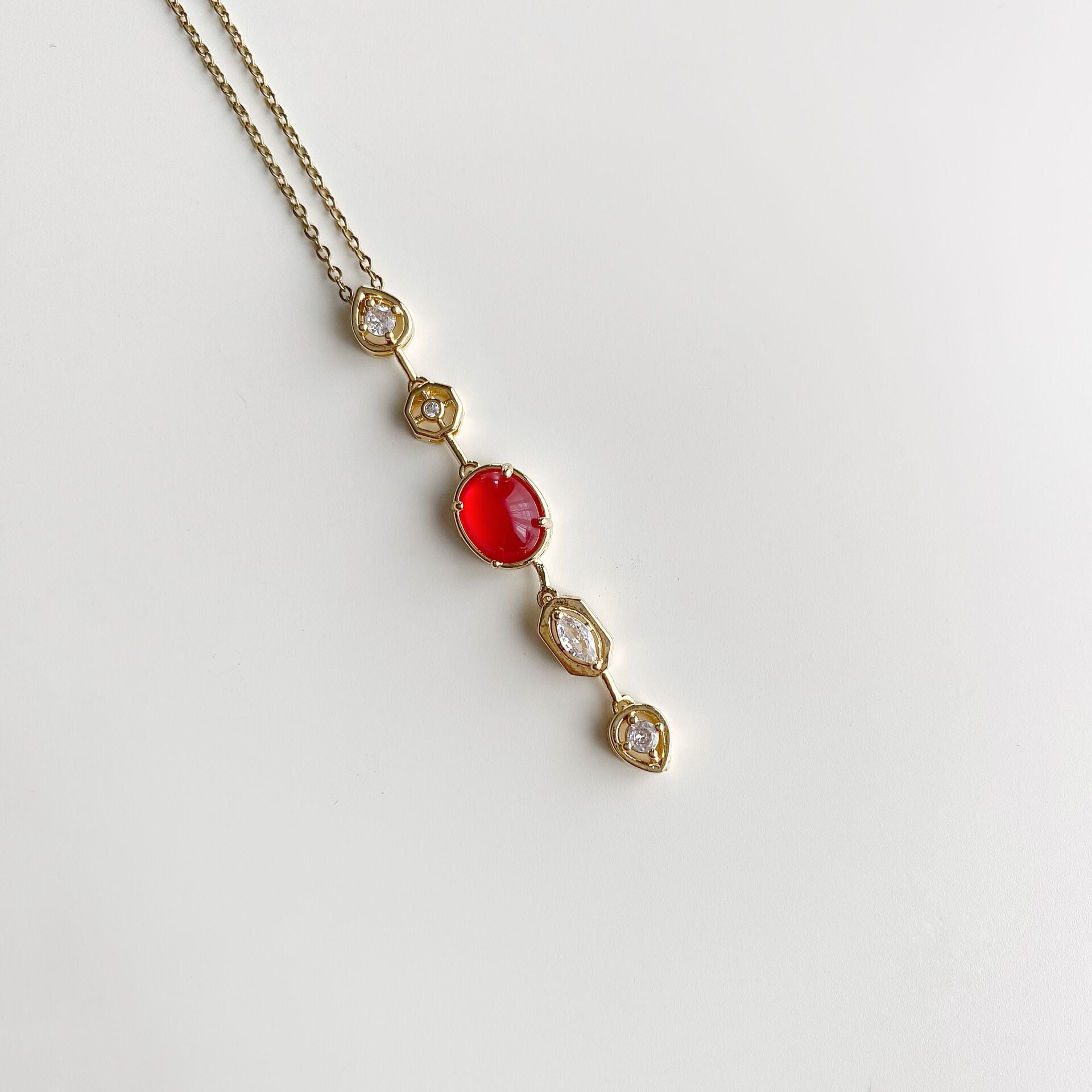 Lavenia Red | Çelik