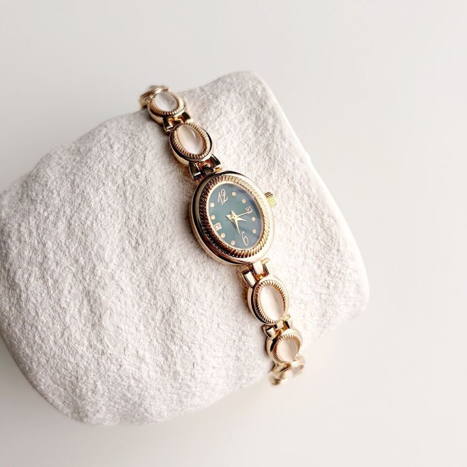 Adelaide Green | VİP