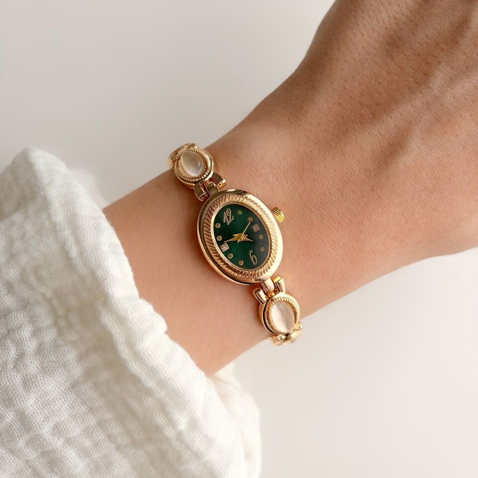 Adelaide Green | VİP