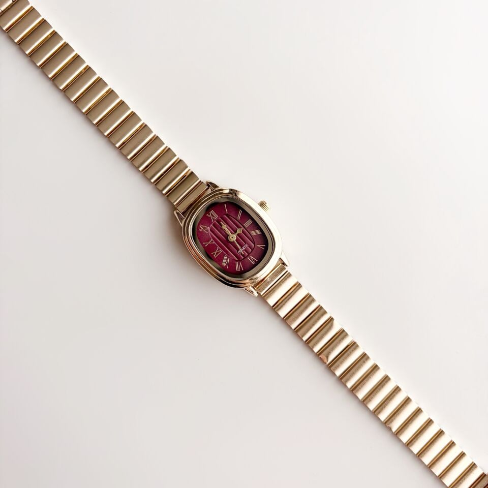 Eliza Burgundy | Çelik