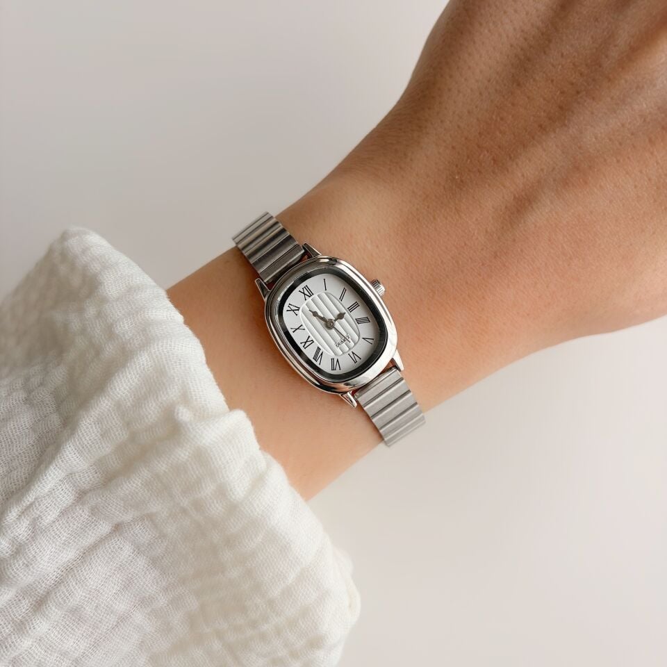 Eliza Silver | Çelik