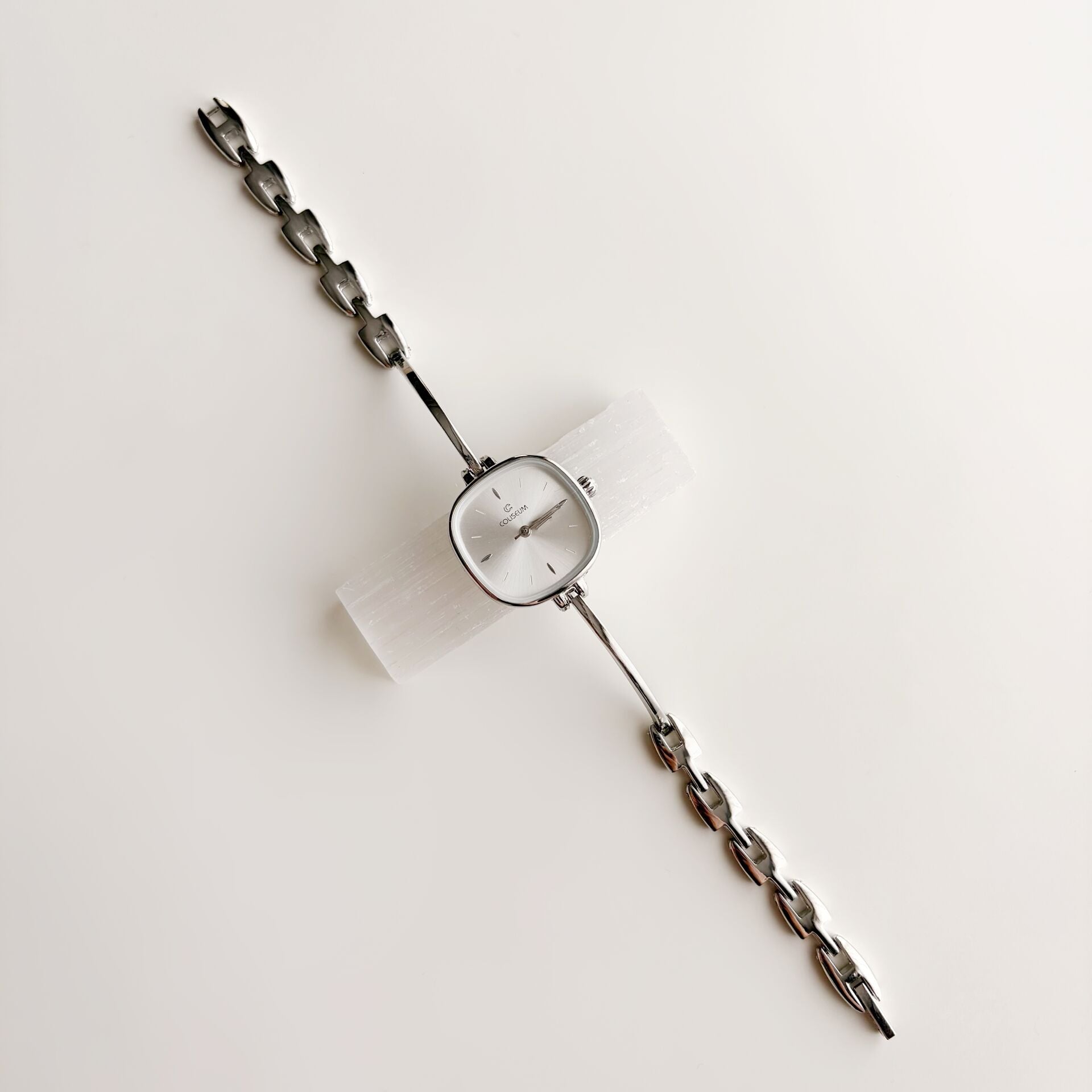 Colette Silver | Çelik