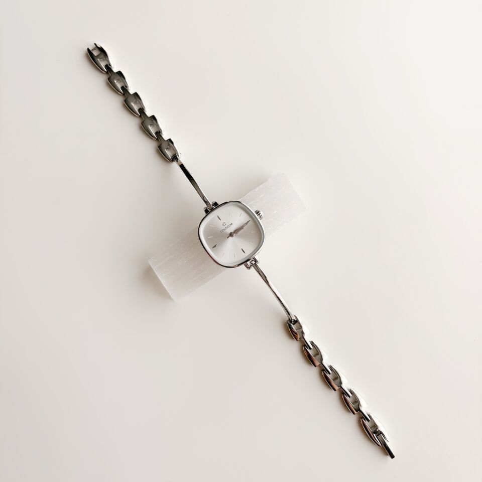 Colette Silver | Çelik