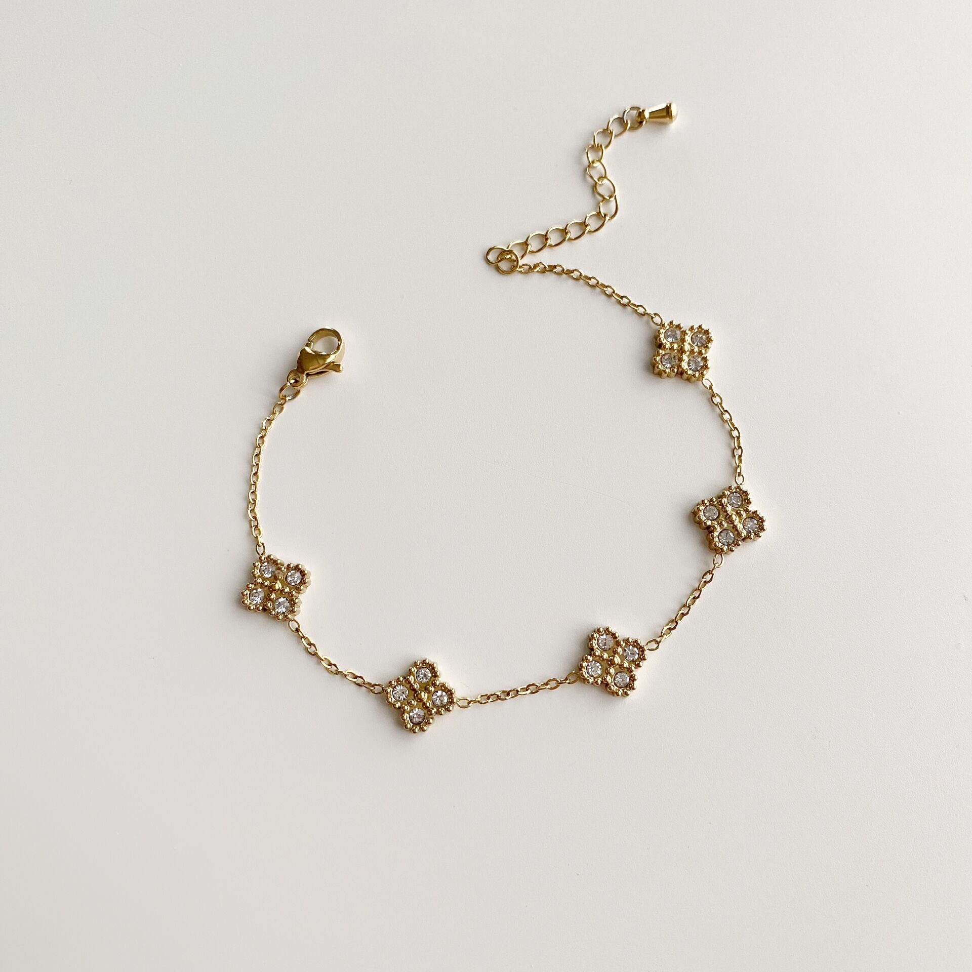 Caelora Gold | Çelik