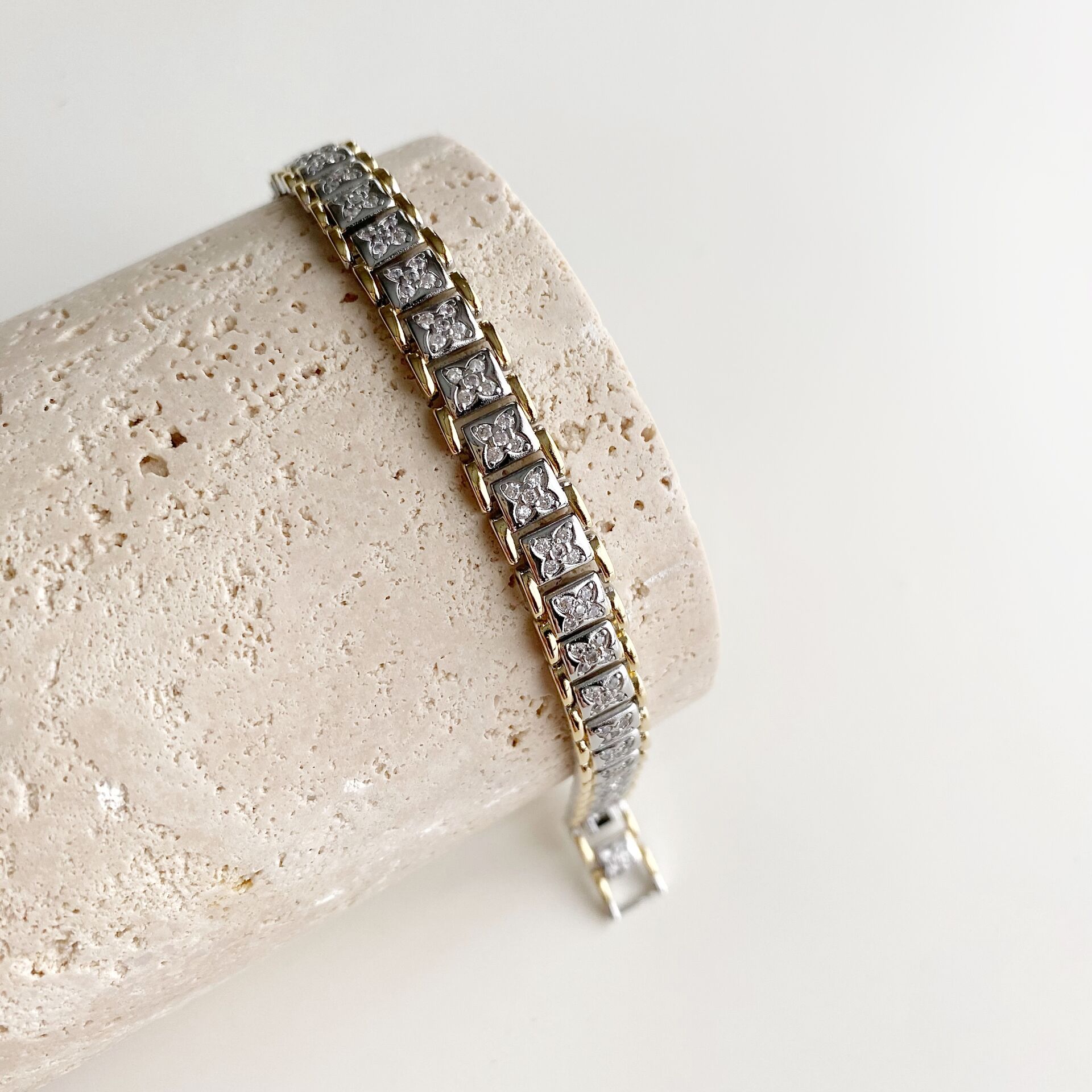 Yarrow | VİP