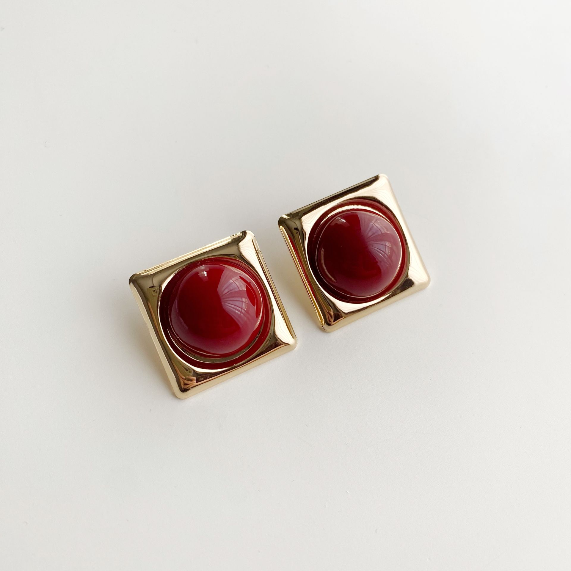 Burgundy | VİP