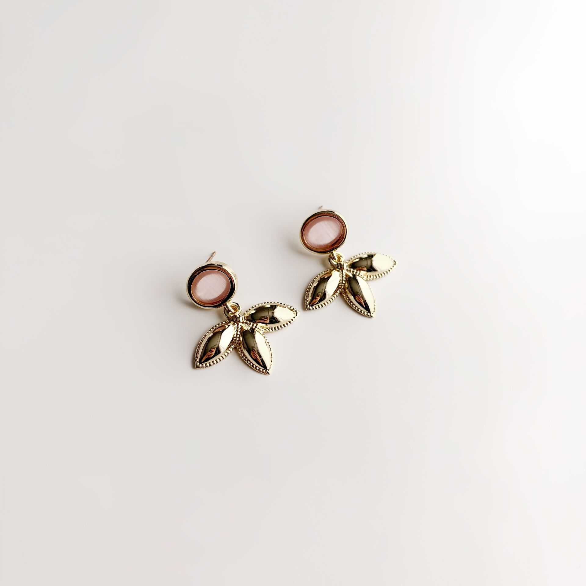 Ophelia Pink | VİP