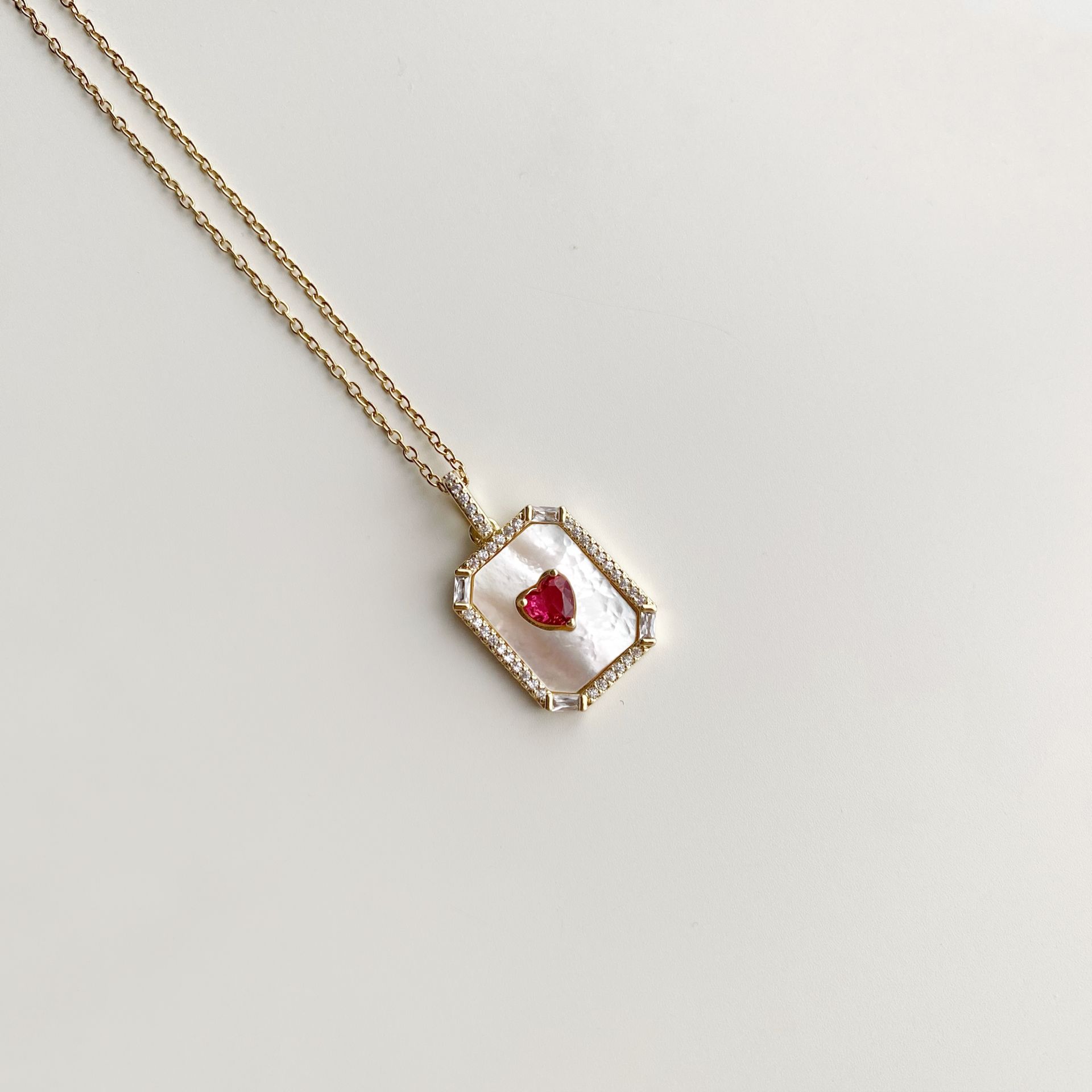 Celestine Gold | Çelik