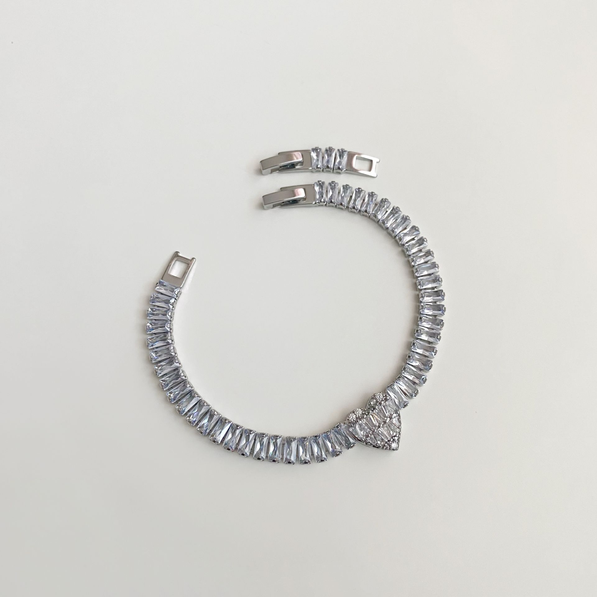 Eldora Silver | Çelik