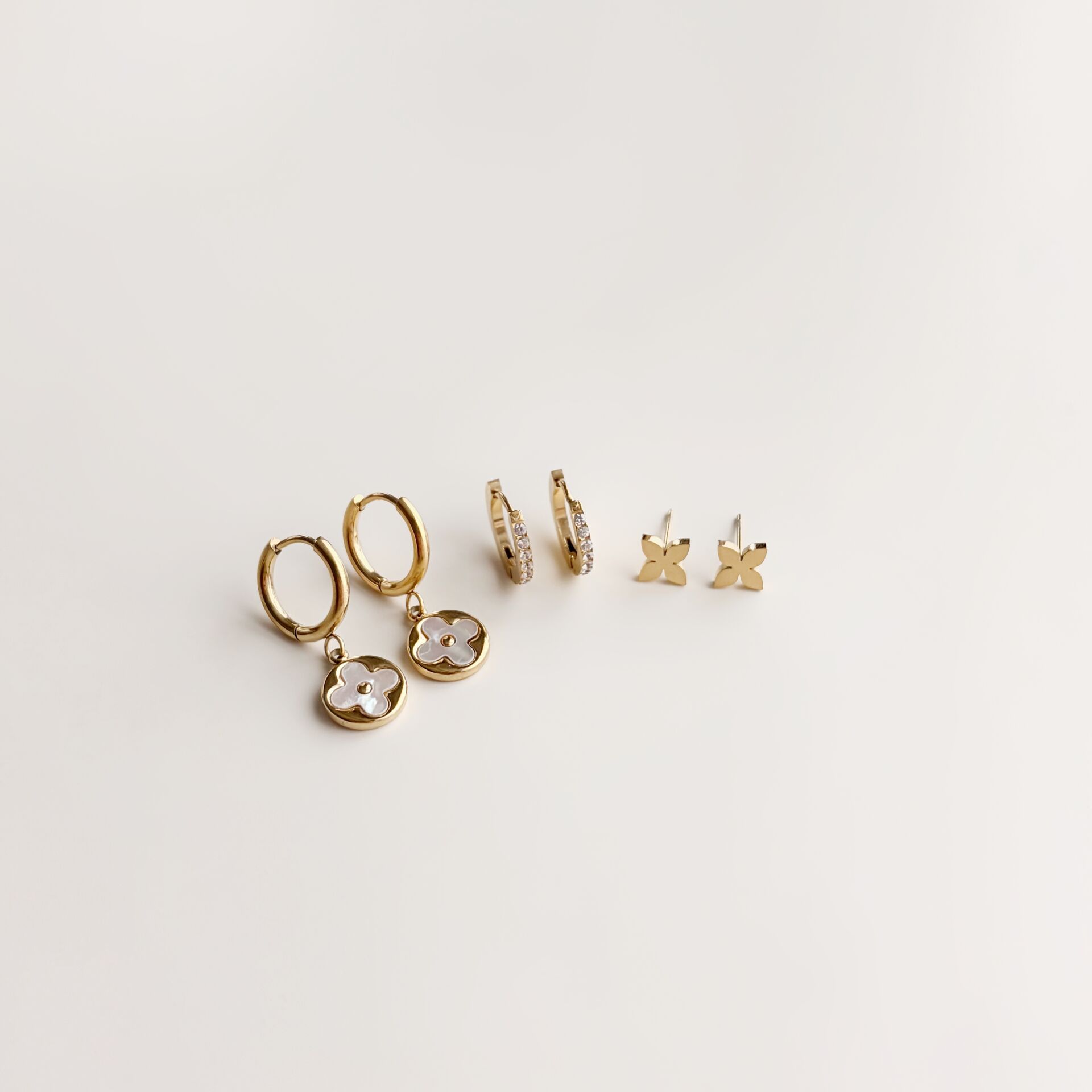 Gilded Lily | Çelik