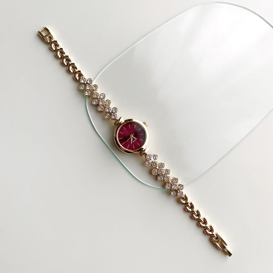 Hera’s Burgundy | Çelik