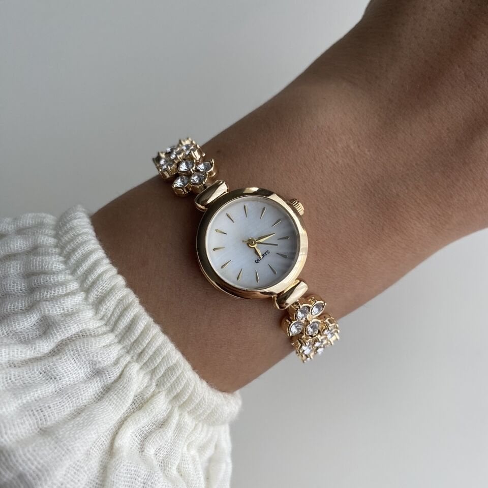 Hera’s White | Çelik