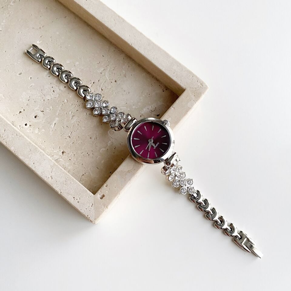 Hera’s Red | Çelik