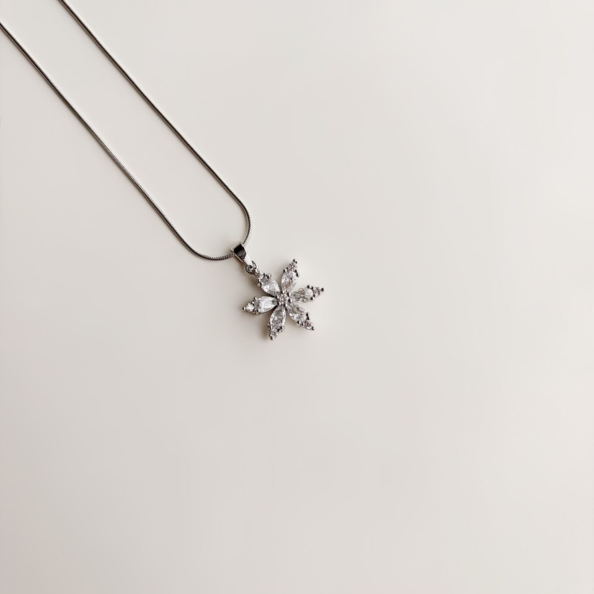 Asteria Silver | Çelik