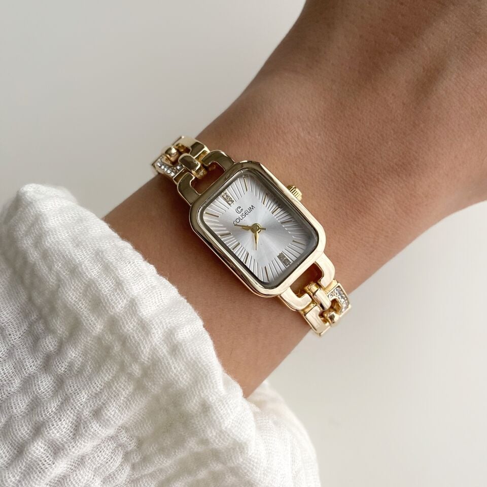 Victoria White | Çelik