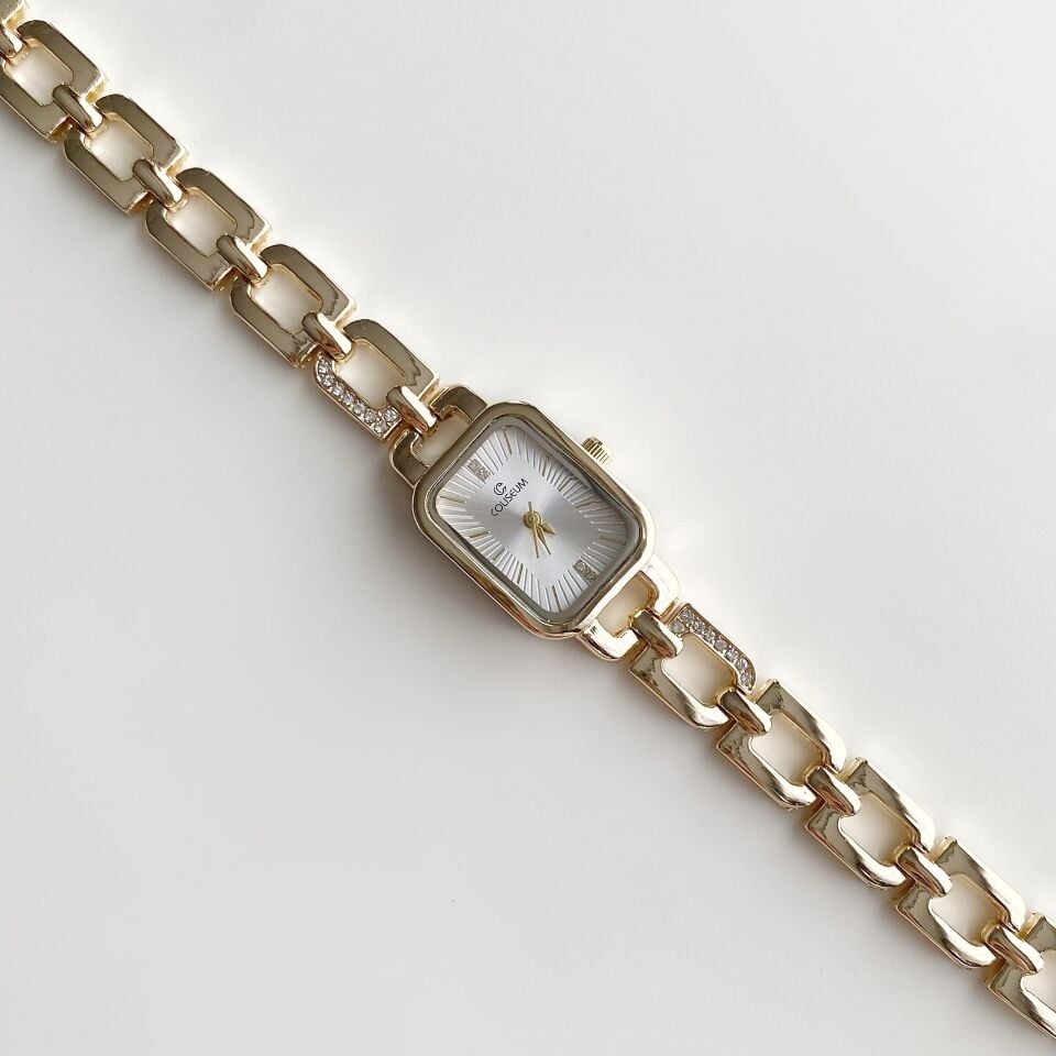 Victoria White | Çelik