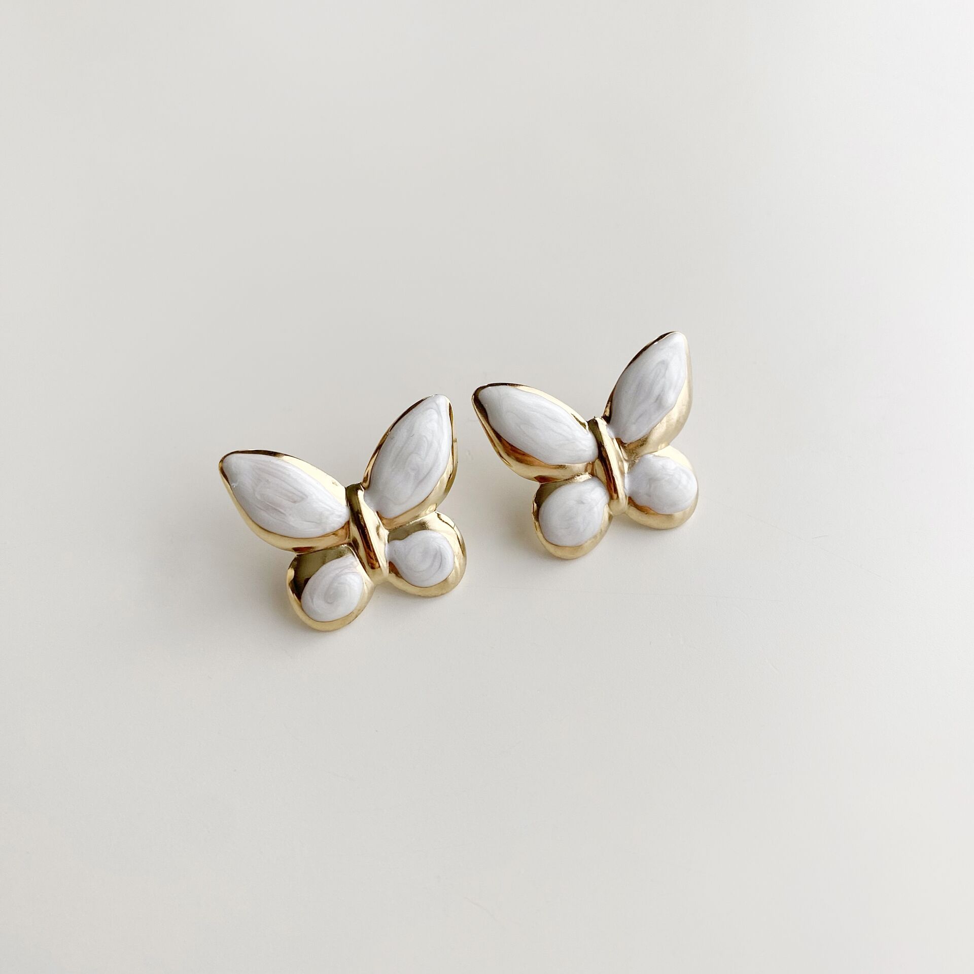 Heriena White | Çelik