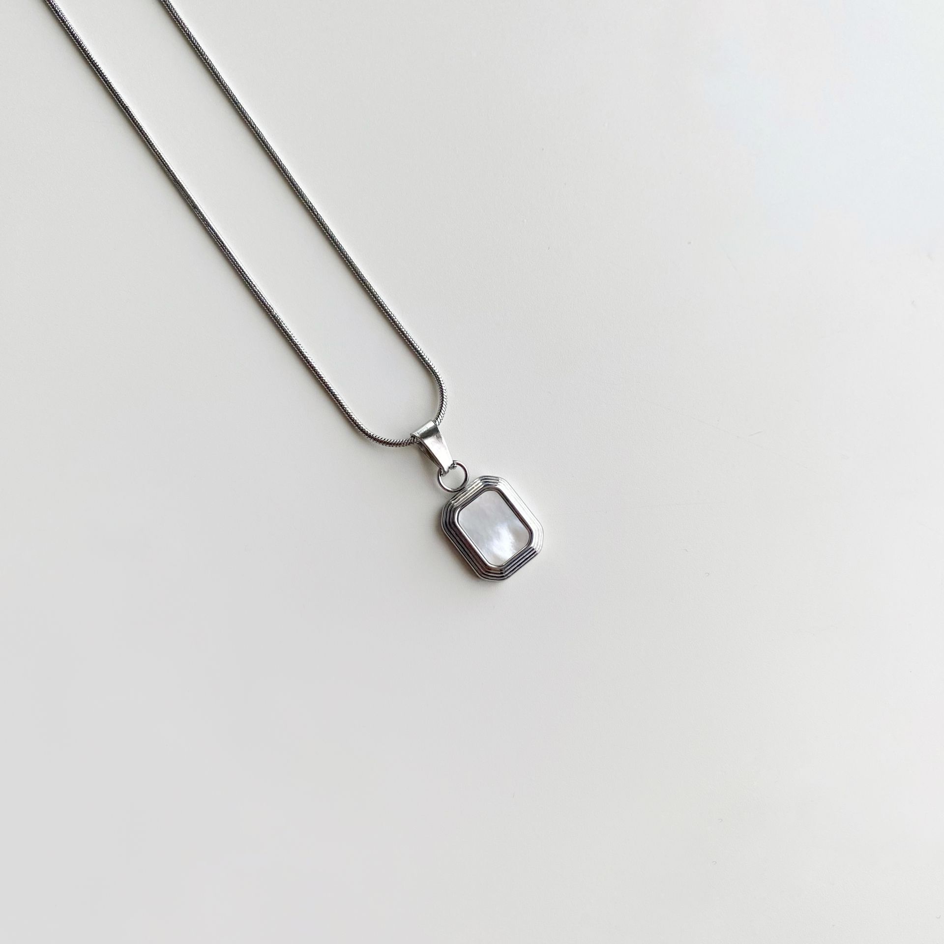 Yelene Silver | Çelik