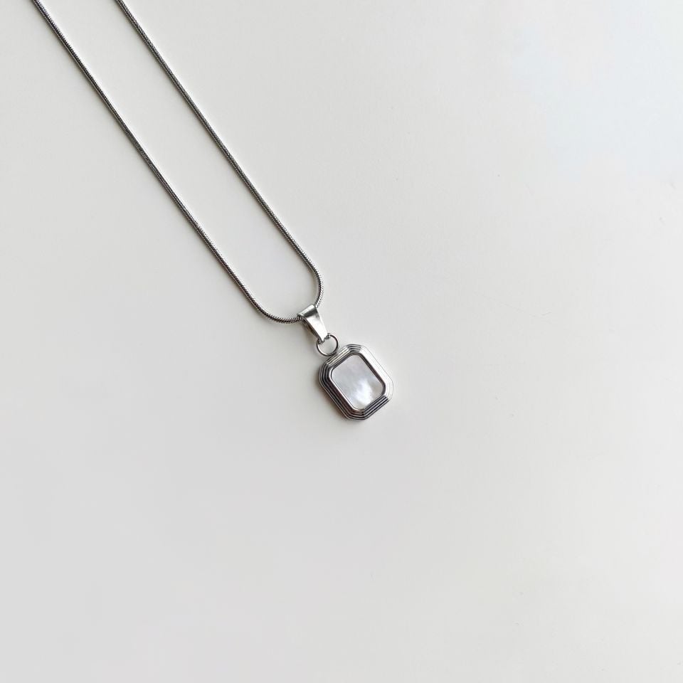 Yelene Silver | Çelik