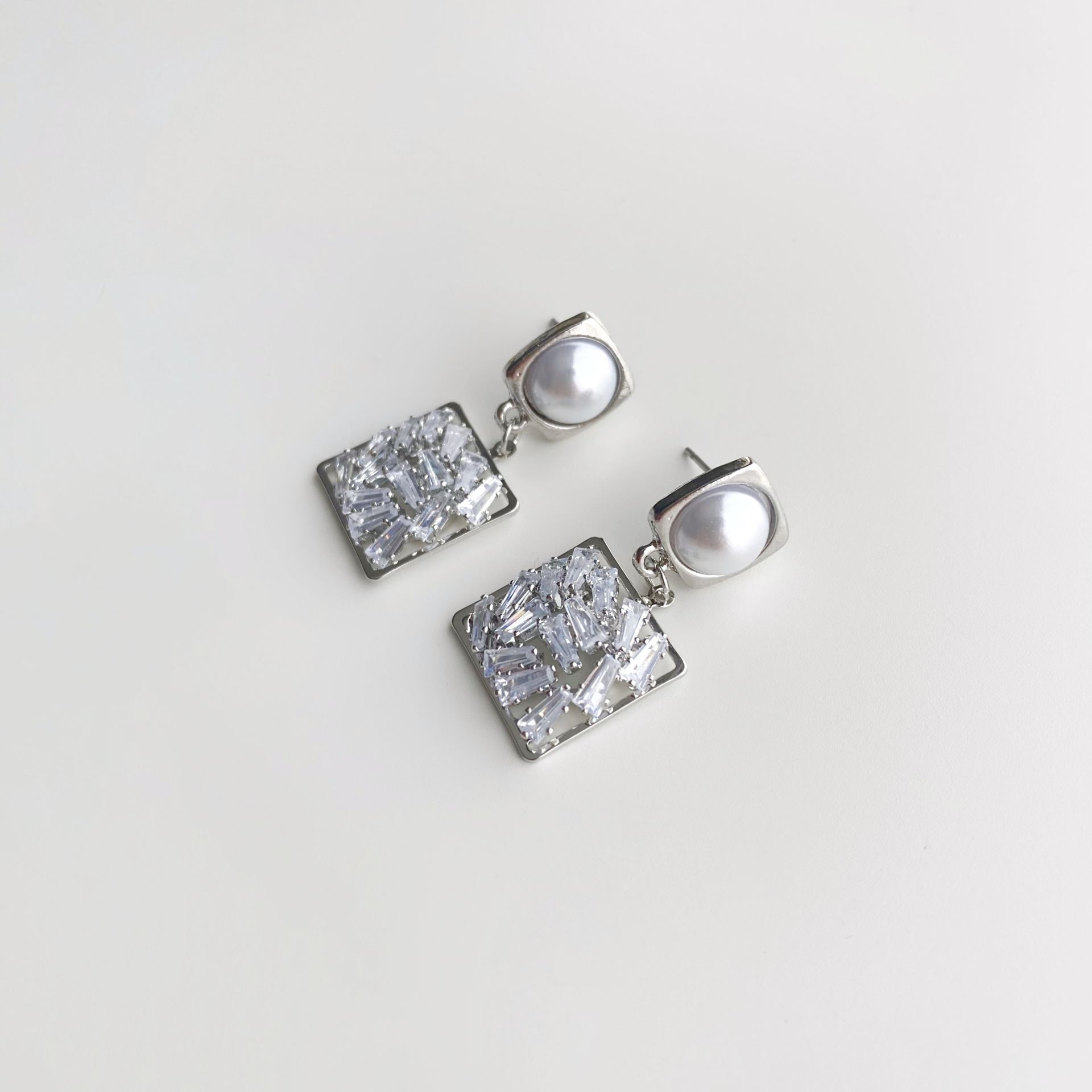 Chrissié Silver Zirkon | VİP