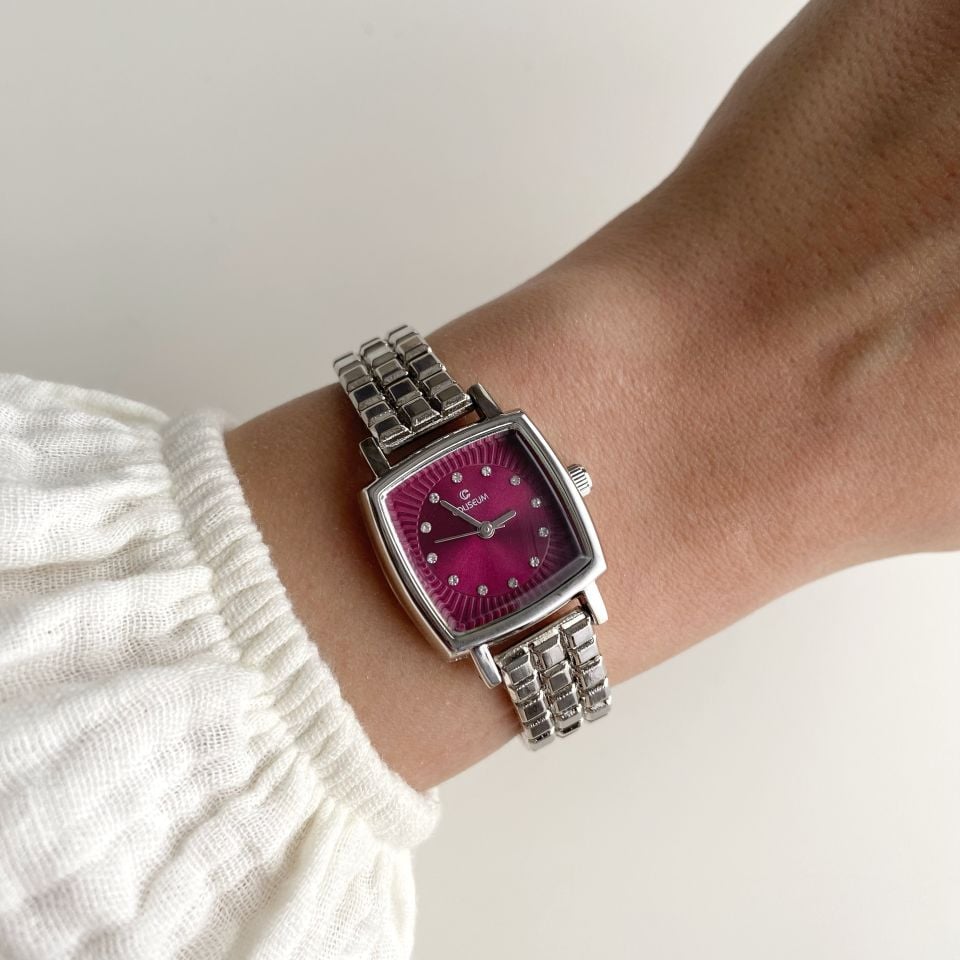 Burgundy | Çelik