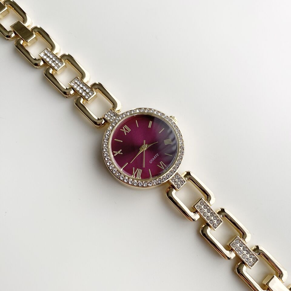 Solenne Red | Çelik