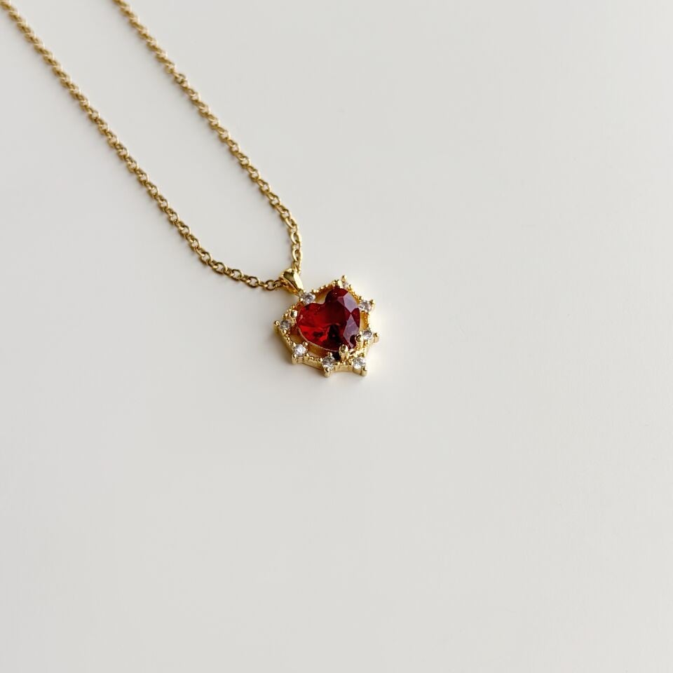 Auria Red | Çelik